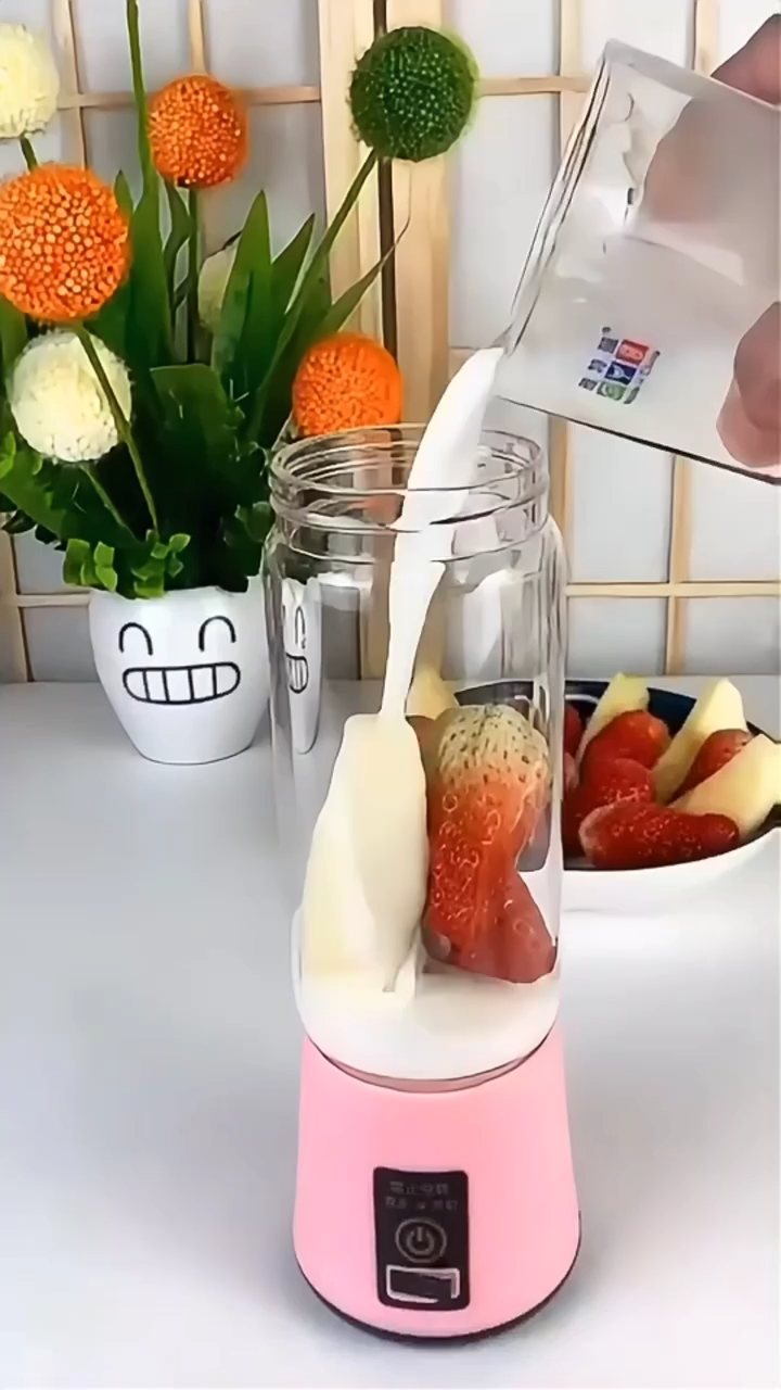 Personal Fruit & Vegetable Juice Extractor for Fresh Smoothies, Shakes